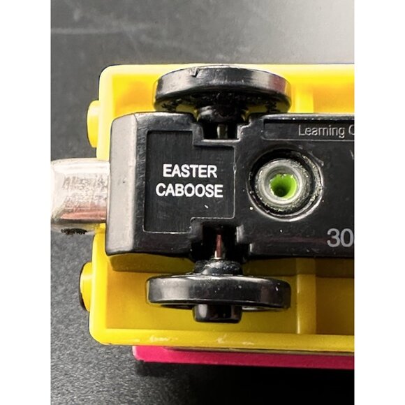 Thomas & Friends Take n Play 2002 Easter Caboose Vtg Magnetic Diecast Gullane - Picture 12 of 14